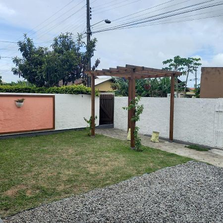Casa Em Florianopolis, Rio Vermelho De 2 Quartos Bem Localizada Esterno foto
